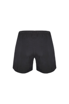 The Norm Short in Hitam