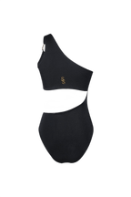 The Bahu in Hitam